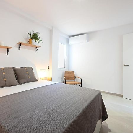 New 2 Bedroom Beach And City Center - Ruiz Vertedor By 10Tosea Фуeнхирола Екстериор снимка