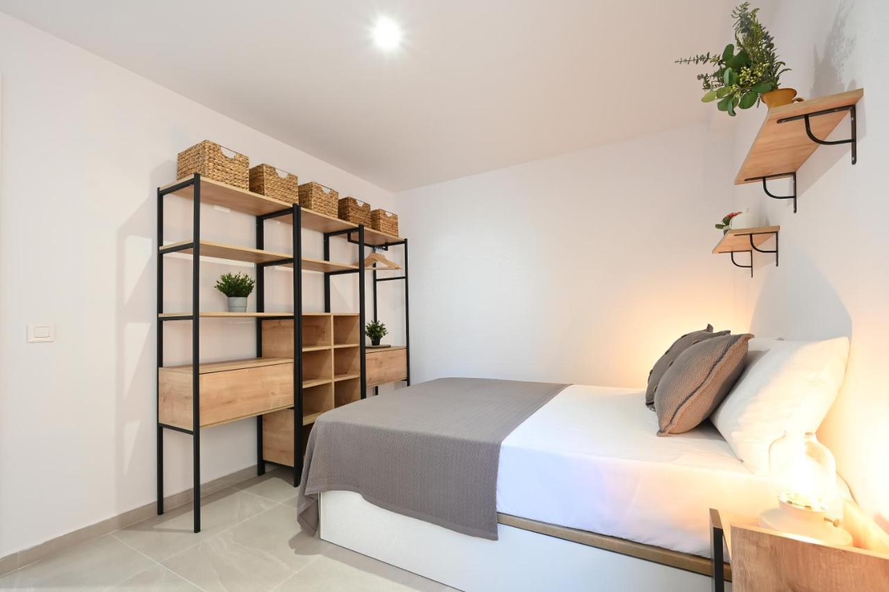 New 2 Bedroom Beach And City Center - Ruiz Vertedor By 10Tosea Фуeнхирола Екстериор снимка