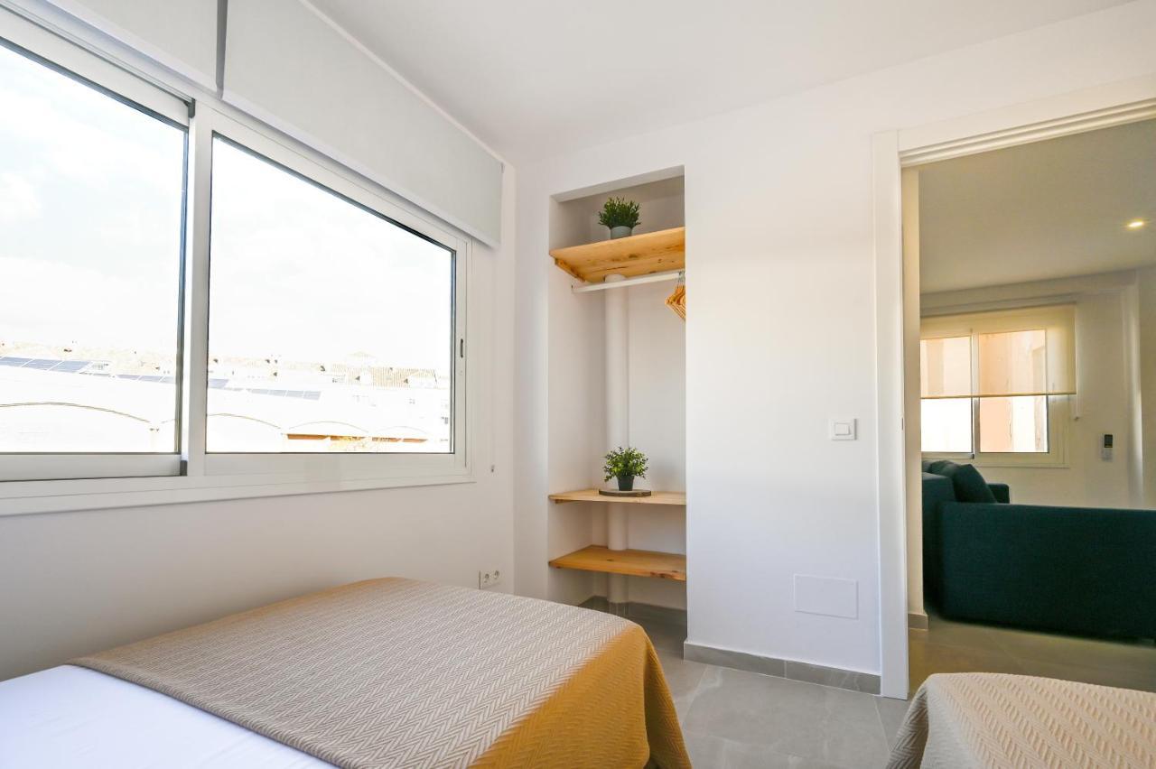 New 2 Bedroom Beach And City Center - Ruiz Vertedor By 10Tosea Фуeнхирола Екстериор снимка